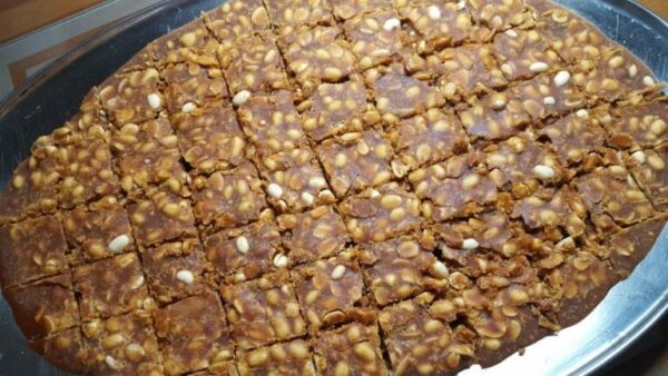 1060801079_roshan-chikki-s-peanut