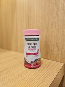 Nb Hair Skin & Nails 60s