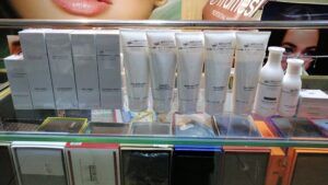 Becute Concealer Be-F-1011