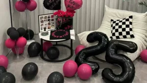 25 Balloons