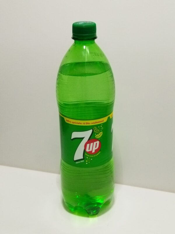 8964000101377_1l-7up