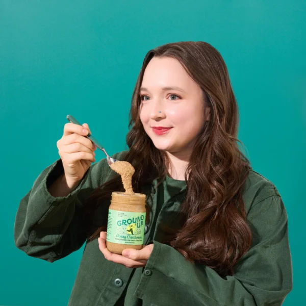 8966000068438_reload-honeycardamom-almond